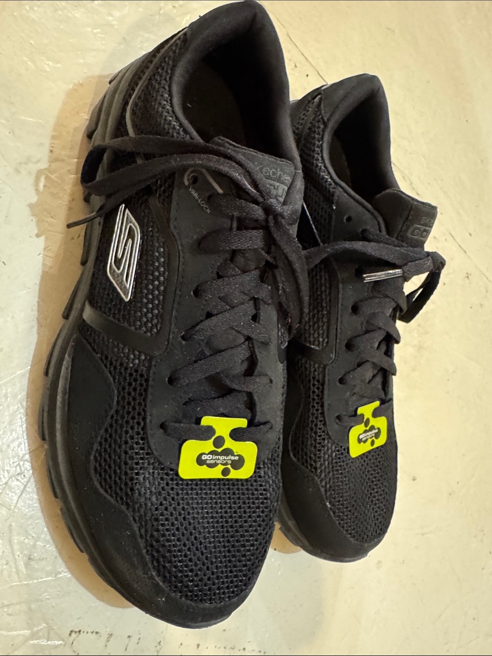 Skechers Black Mens Mesh Lace-Up Athletic Sneakers Size 10.5 New